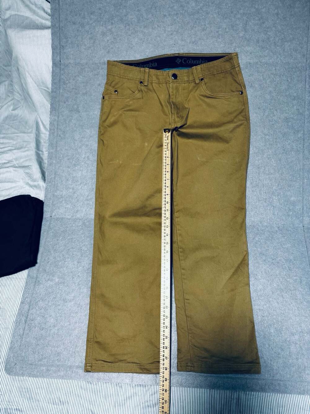Columbia Sportswear Company Men's Durable Twill Utility Pants (Set of 2) - Picture 5 of 10